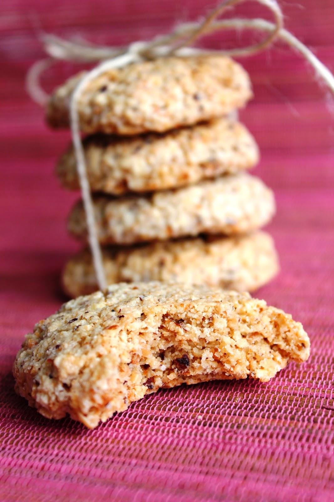 DAMLA ÇİKOLATA Fındıklı Acıbadem Kurabiyesi