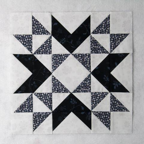 Wyoming Valley Quilt Block designed by Elaine Huff of Fabric406