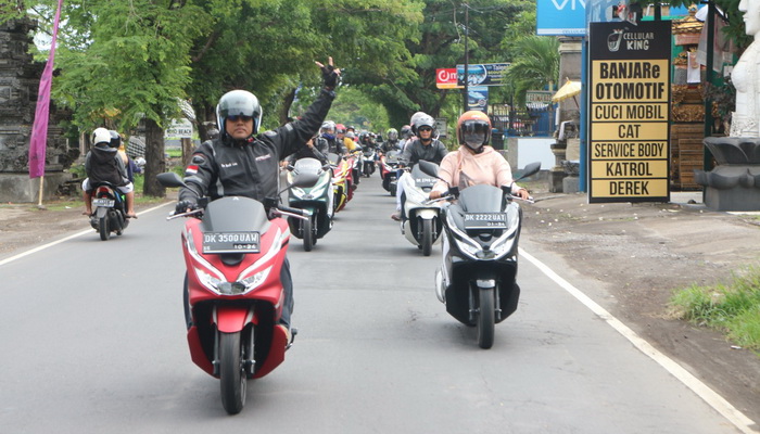 Jelajahi Bali Utara, Konsumen Buktikan Ketangguhan Performa Honda PCX