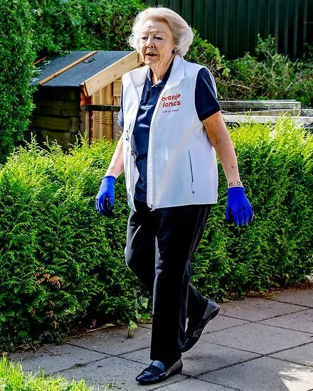 Princess Beatrix of The Netherlands attended the NLDoet 2021 event organized by Oranje Fonds at Thomashuis center