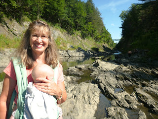 The Art of Hand Holding: Quechee Gorge, Vermont