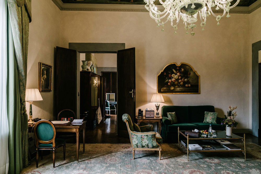 Weekday Wanderlust | Places: The Extravagantly Lovely Four Seasons Florence