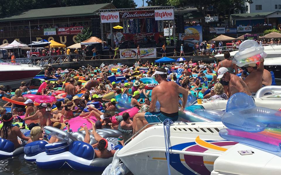 Dog Days Bar Grill Lake Of The Ozarks Pool Parties A Log Jam Aquapalooza Oh My Awesome July Events At Dog Days Bar Grill