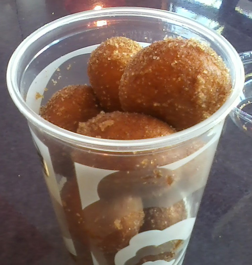 Richard Reviews Everything Taco Bell Cinnabon Delights