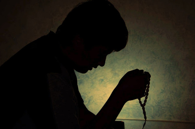 Bila Terlanjur Hutang, Baca Doa Ini Setiap Malam Sebelum Tidur. Bila Terlanjur Hutang, Baca Doa Ini Setiap Malam Sebelum Tidur.