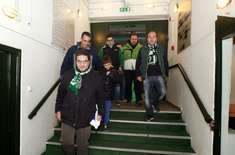 Η ξενάγηση των μελών (pics)