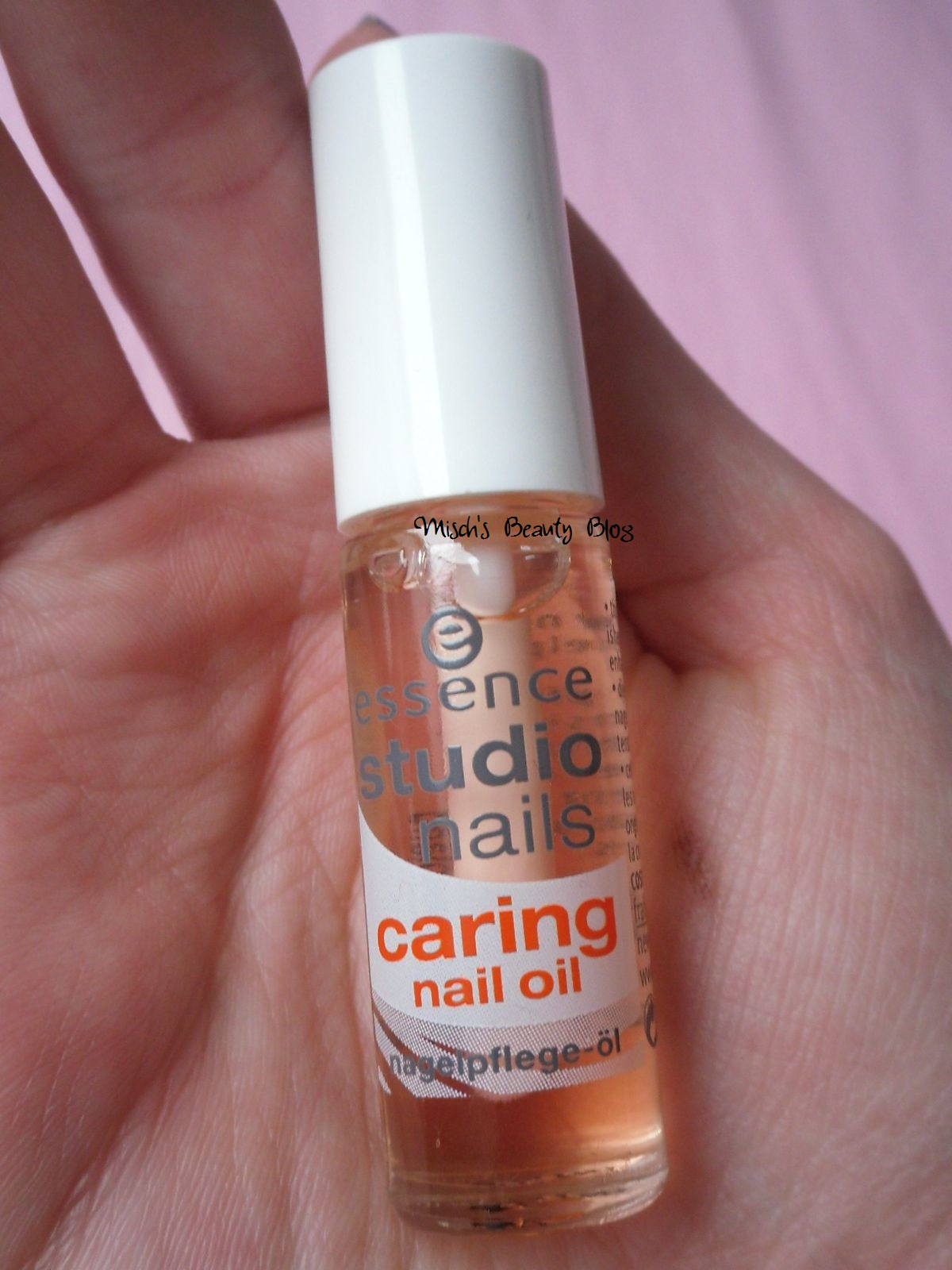 Misch's Beauty Blog Review Essence Studio Nails Caring Nail Oil