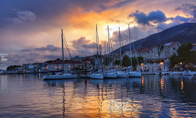 Gdzie na wakacje w 2018 roku ? - najpopularniejsze kierunki wakacyjne - wakacje marzeń - La Digue - Chorwacja - Santorini - Islandia - Maroko - Kenia - Indie - Monte Carlo 