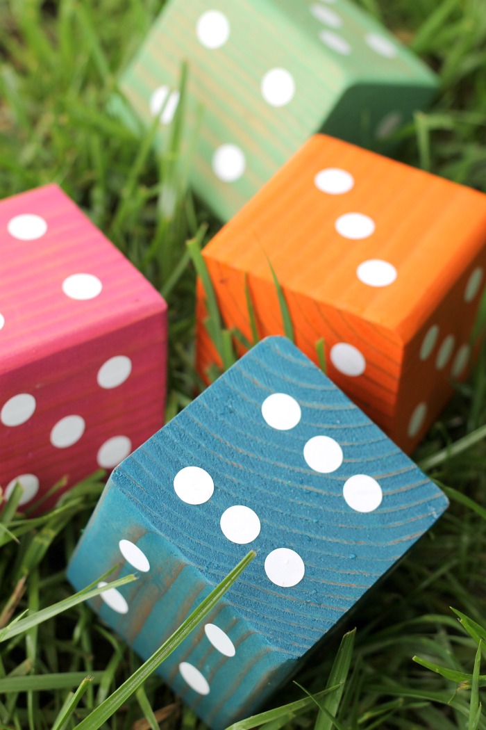 Ginger Snap Crafts Lawn Dice {tutorial}