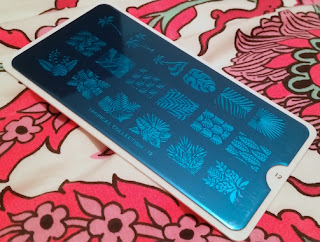 MoYou Tropical No.12 Nail Stamping Plate