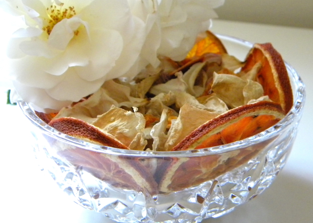 homework Etceteras orange and white rose potpourri