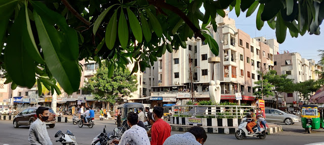 With the Diamond bourse shifting from Mumbai to Surat, the Textile and Diamond city is going to make its mark and shine brighter With the Diamond bourse shifting from Mumbai to Surat, the Textile and Diamond city is going to make its mark and shine brighter