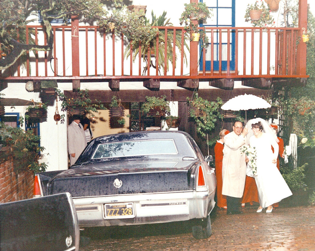 48 Lovely Color Photos Show Weddings in the 1960s Vintage Everyday