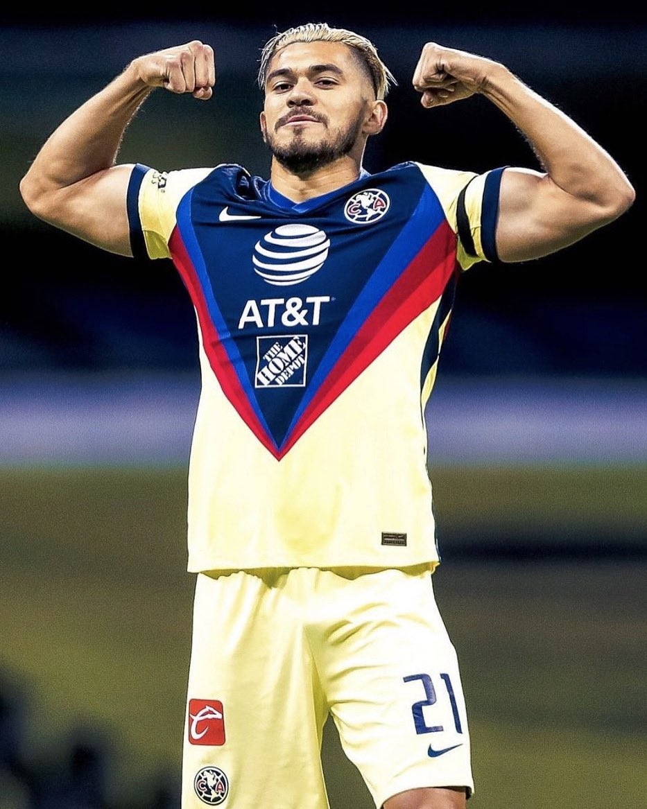 Delantero del América organiza fiesta navideña… y su hermano viola a