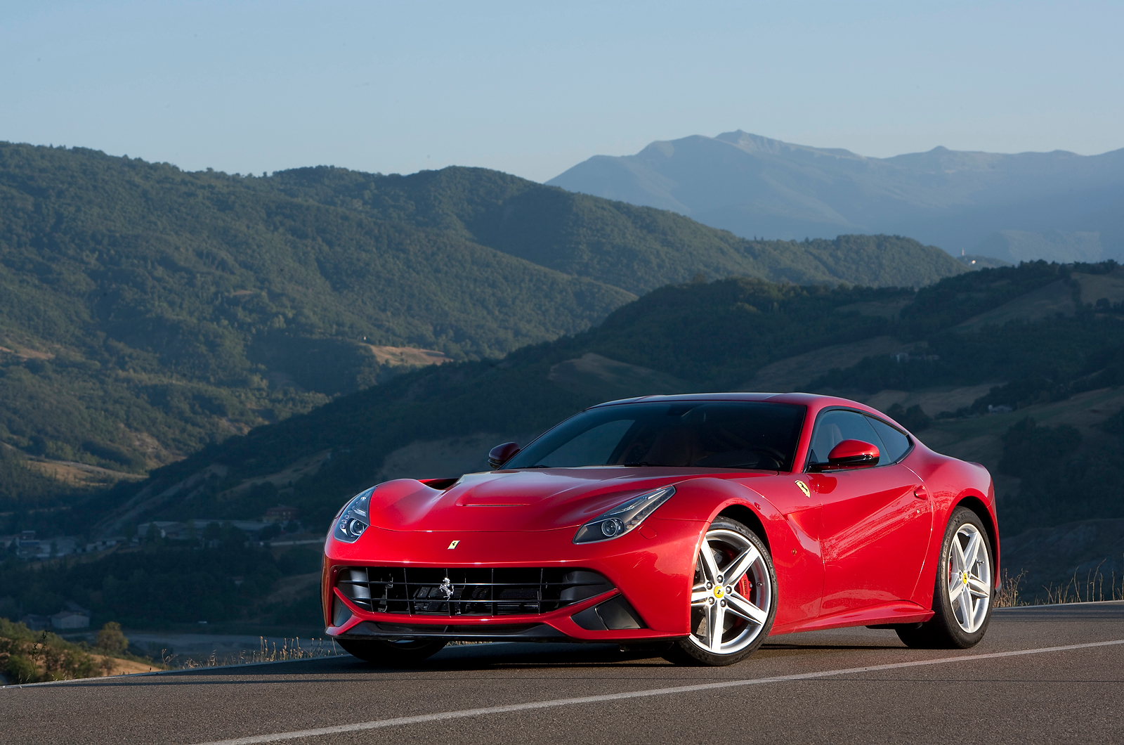 Ferrari HD Wallpaper 1080p Free Download