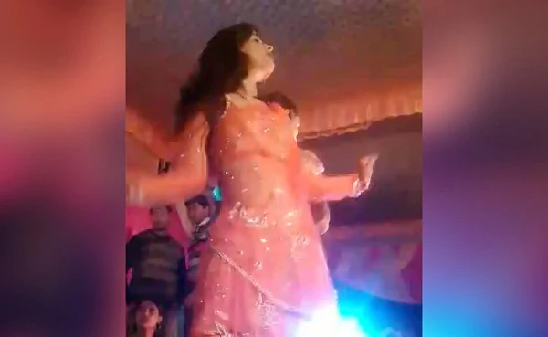  UP Woman Shot In Face When She Stopped Dancing, Shows Chilling Video,News, Local-News, Video, Marriage, Dance, Injured, Gun attack, Hospital, Treatment, National