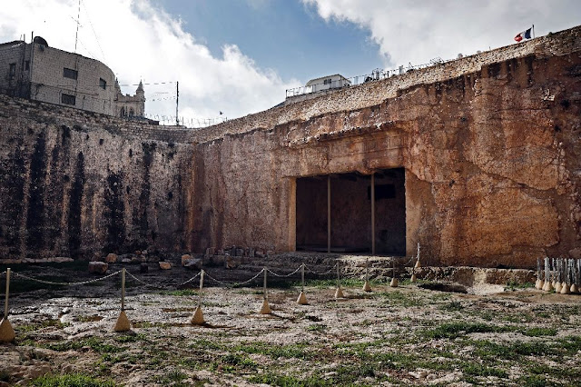 Dispute blocks reopening of revered Jerusalem archaeological site