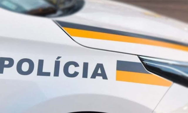 Com covid-19, mulher cospe em policiais durante fiscalização no RS