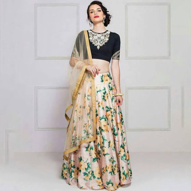 10 BEST WOMEN'S ETHNIC WEAR FROM CRAFTSVILLA