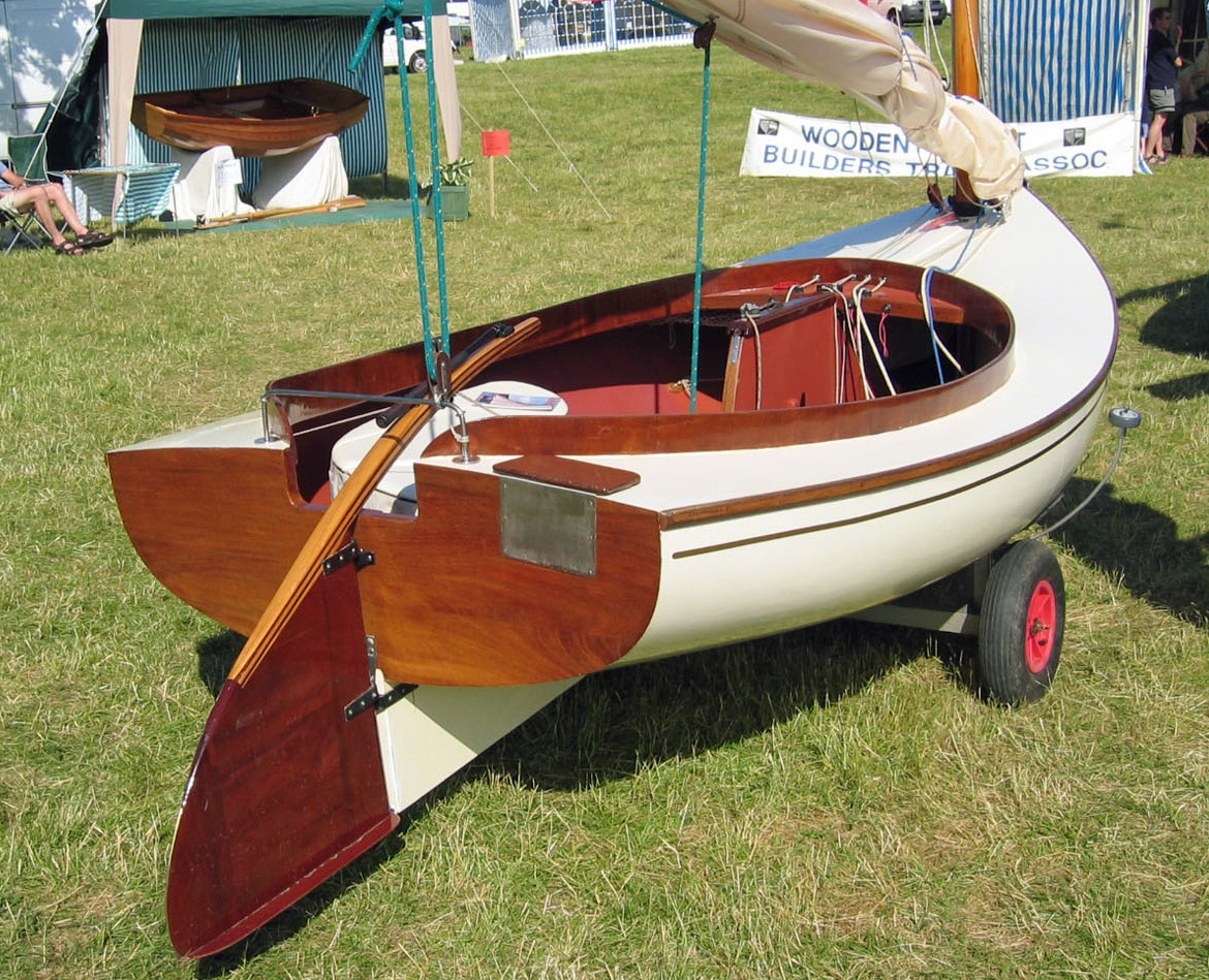 Earwigoagin Catboats from Readers