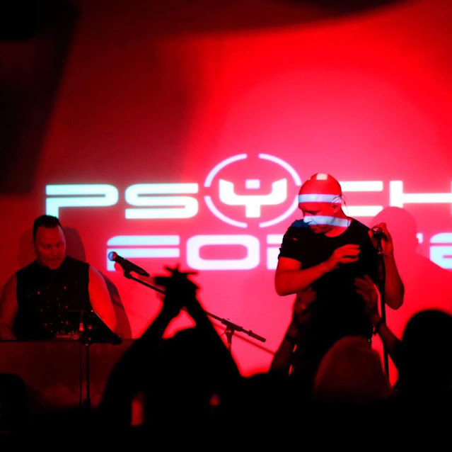 Jörg Charnowski and Michelle Christiansen on stage during the psychic force live act