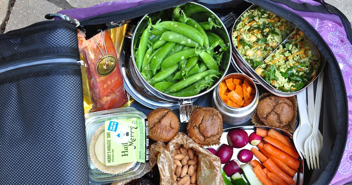 How to Pack Food for Travelling? Travelyapa