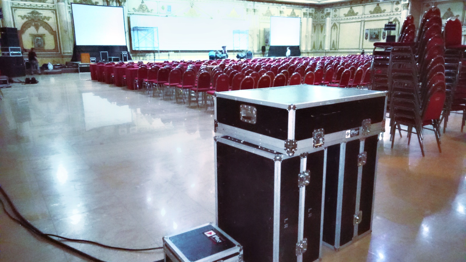 Play music production VENDOR SOUND SYSTEM SURABAYA JATIM , seleksi guru & tenaga kependidikan