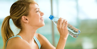 Beber Agua Para Combatir La Halitosis