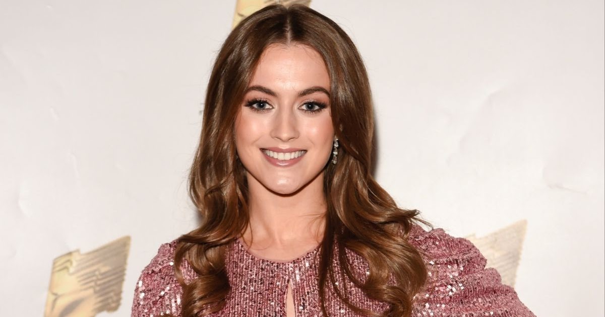 Lauren McQueen Clicks at RTS Awards in Manchester 23 Nov-2019