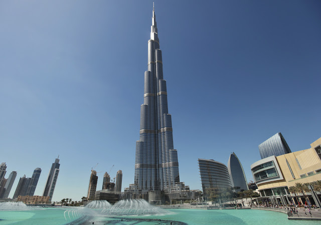 Chiêm ngưỡng những tòa nhà chọc trời ở Dubai Burj-khalifa-dubai