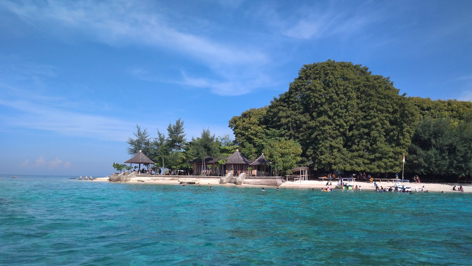 5 Alasan Mengapa Harus ke Pulau Samalona