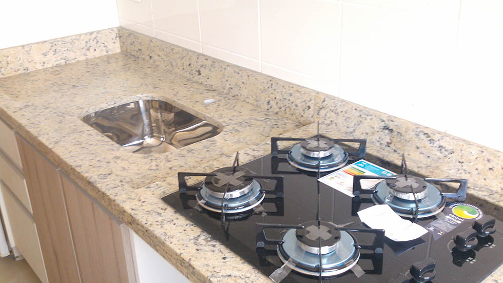 Pia De Granito Com FogãO Cooktop VR56 Ivango
