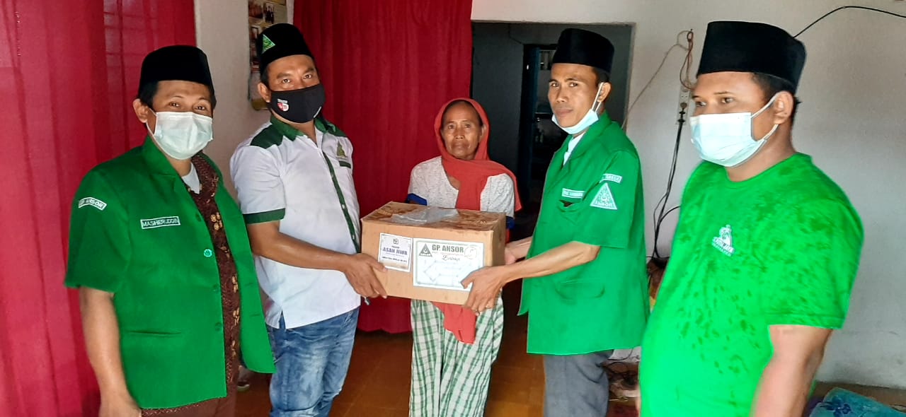 GP Ansor Ujungpangkah Gelar Program “Ansor Peduli” Kepada Dhuafah GP Ansor Ujungpangkah Gelar Program “Ansor Peduli” Kepada Dhuafah