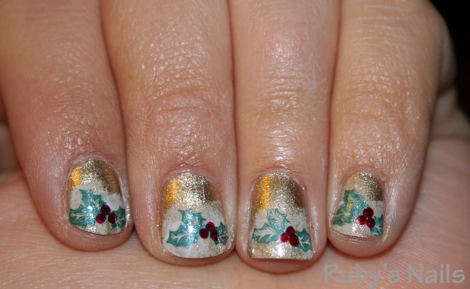 Ruby's Nails: 24 Days of Christmas Challenge, Day 12: Holly