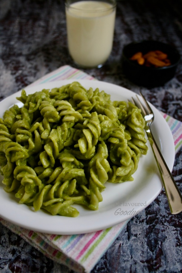 Palak Pasta Recipe | Spinach Pasta Recipe