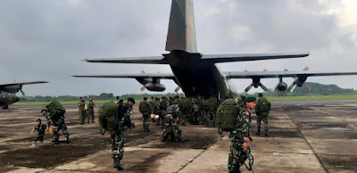 Asops Panglima TNI Berangkatkan Yonif Para Raider 501/BY ke Papua
