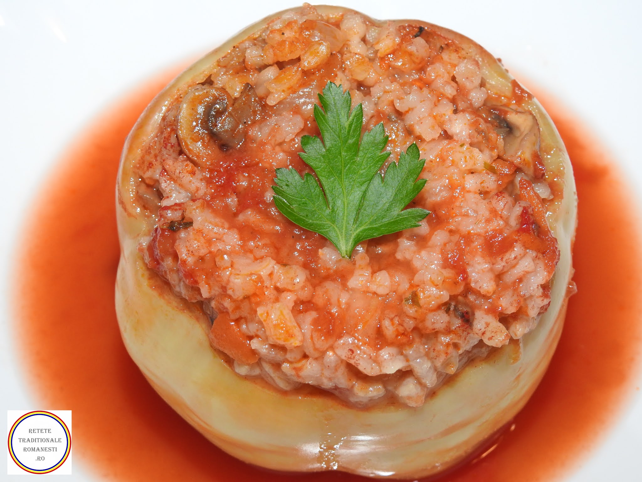 Ardei umpluti cu orez si ciuperci reteta Retetetraditionaleromanesti.ro