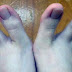 Une étudiante avec des orteils très longs cause tout un émoi sur la toile en publiant des photos de ses pieds
