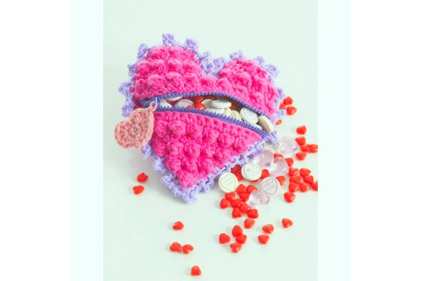 Amigurumi Crochet Heart Gift pouch