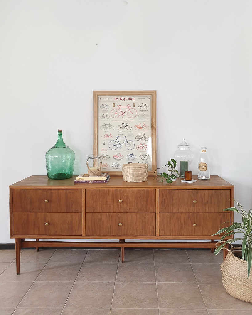 Un mueble estilo americano que ahora sí luce la madera / Vero Palazzo