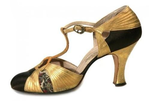 Miss Rayne On Shoes: Gold