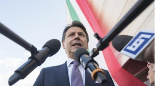 Clamoroso, Conte già minaccia le dimissioni: Renzi e Di Maio sono avvisati