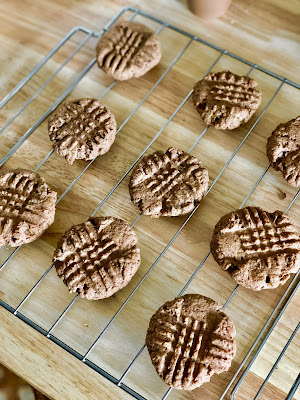 CHOCOLATE GINGER COOKIES CHOCOLATE GINGER COOKIES