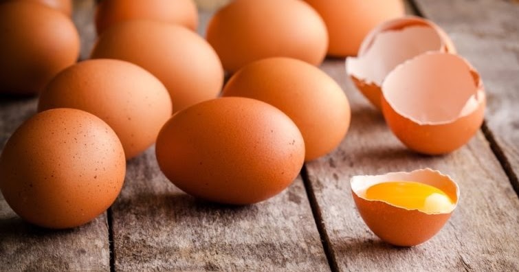 Si të kuptojmë që vezët janë akoma të ngrënshme, të mira, të ...