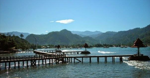 Indahnya Objek Wisata Pantai Carocok Painan Sumatera Barat