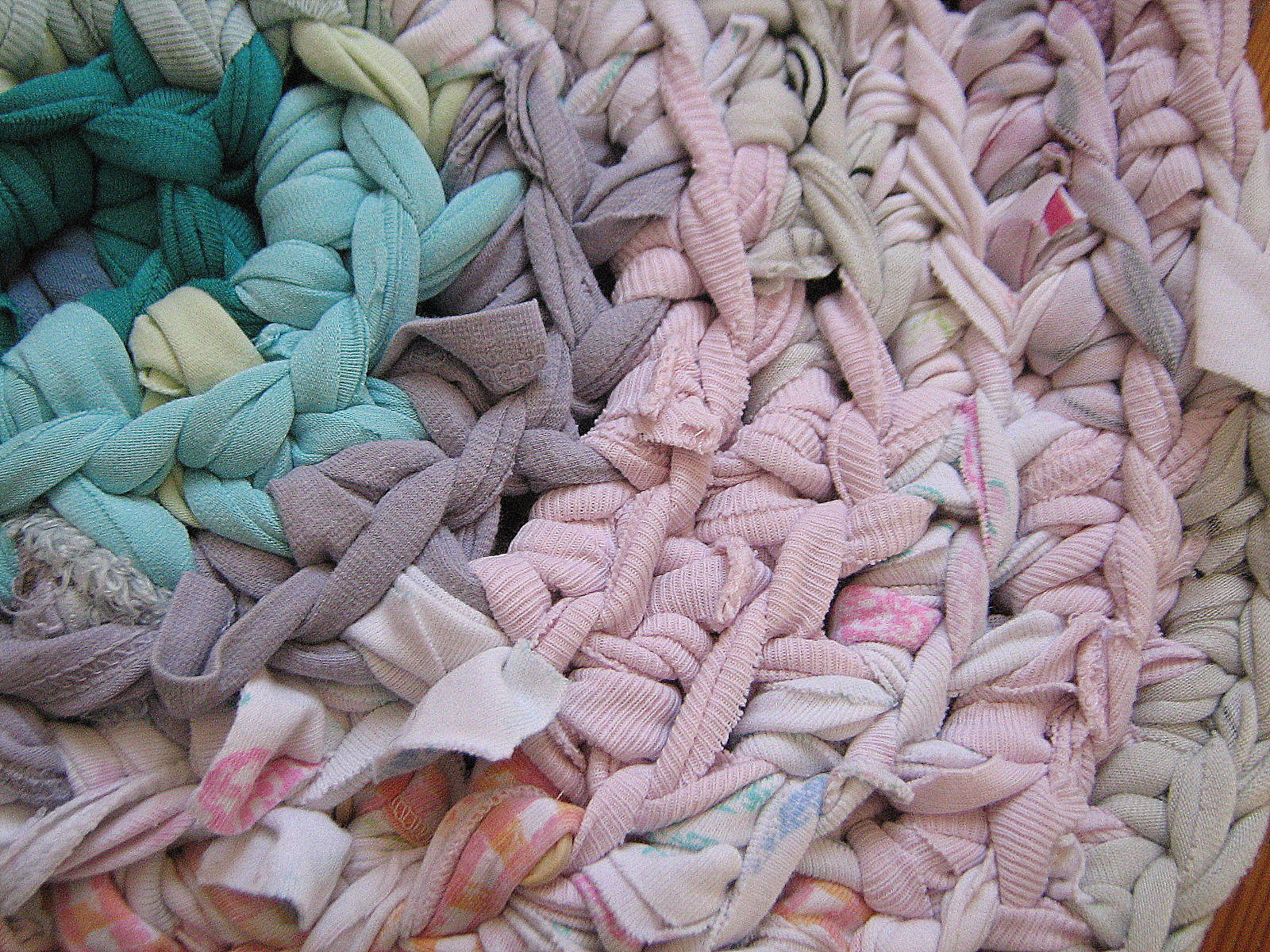 Saffron Yellow - Journey of a Crafting Mama: Thirsty Rag Mat for Boots