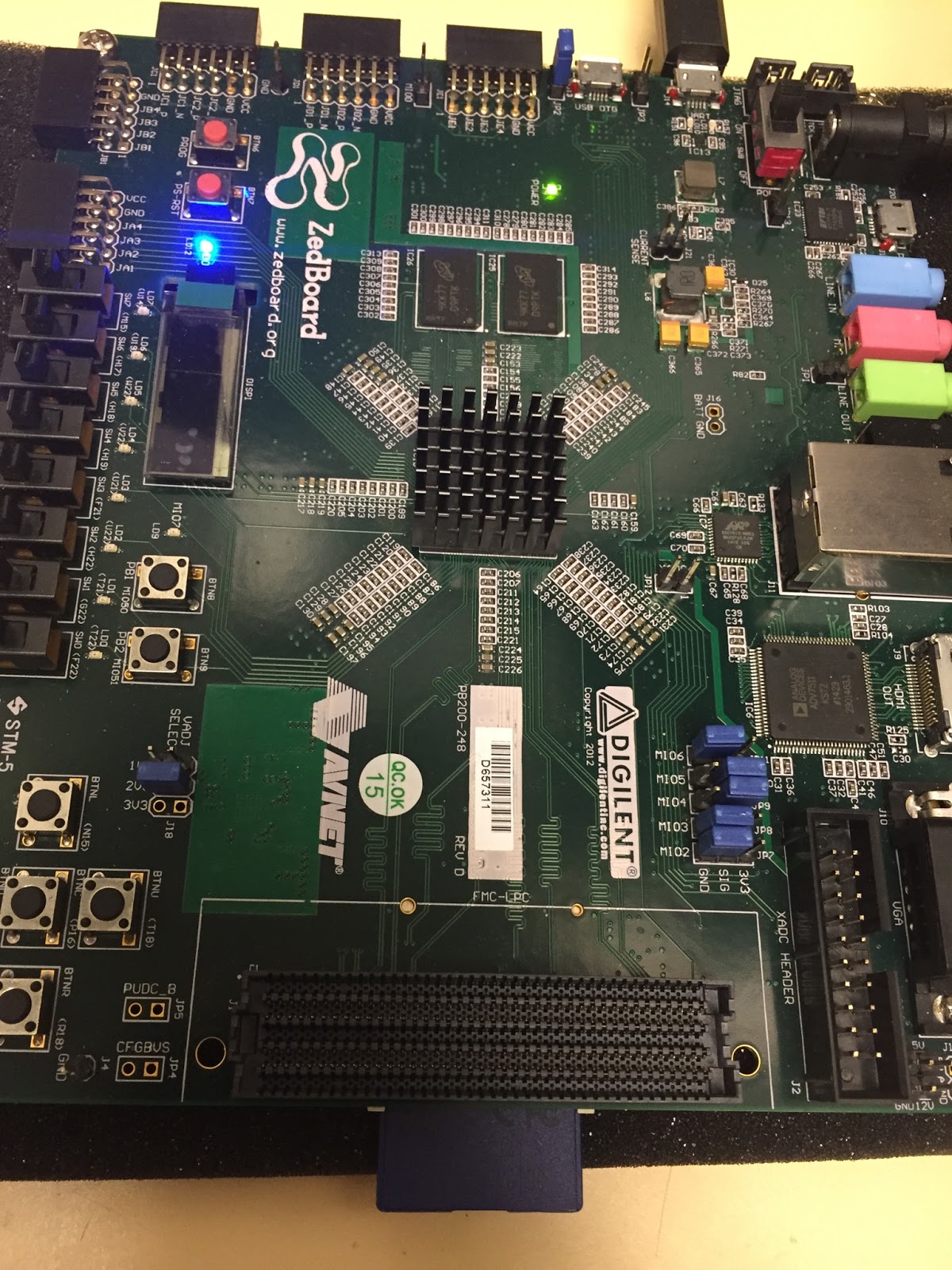 Zedboard 2015 Talking To ZedBoard Secure Digital SD Card Mounting zedboard-2015-talking-to-zedboard-secure-digital-sd-card-mounting