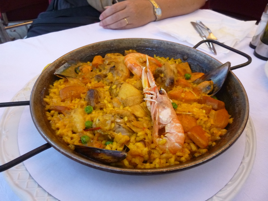 Max's World paella on the rambla