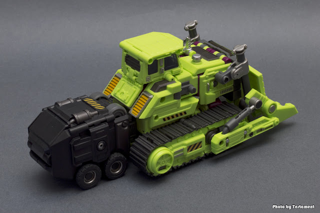 GRAVITY BUILDER - GB-01D BULLDOZER [by GENERATION TOY]