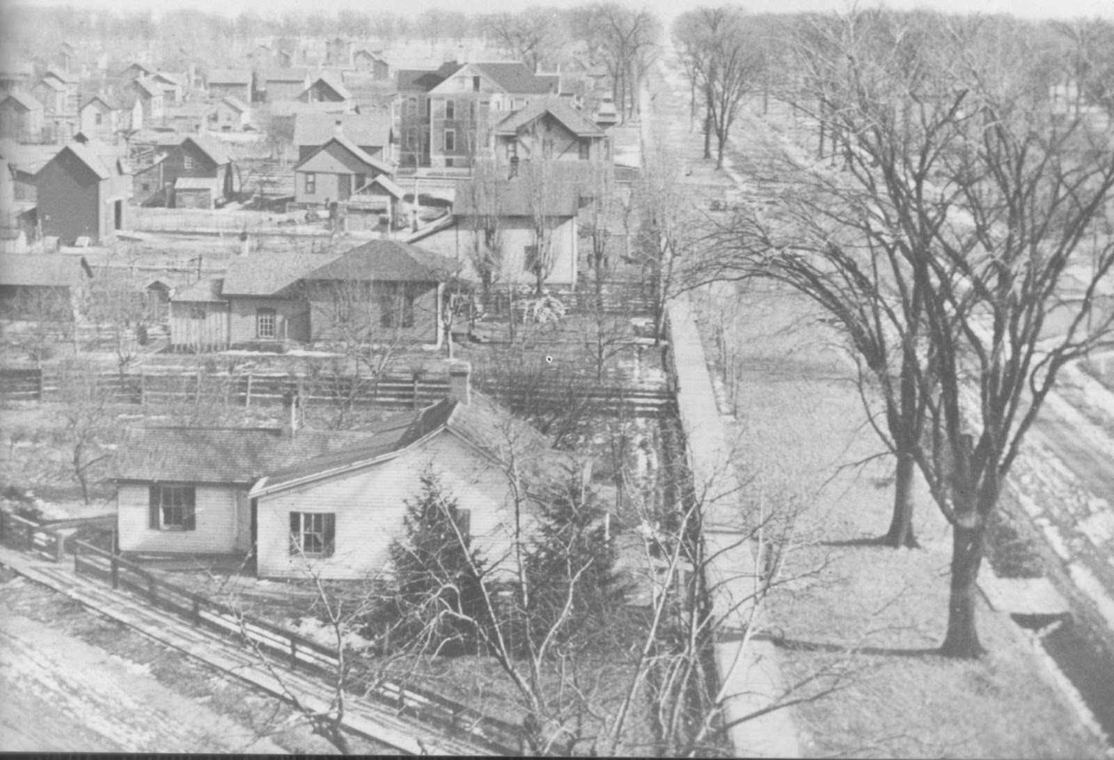 MENASHA Paved Roads and Wooden Sidewalks